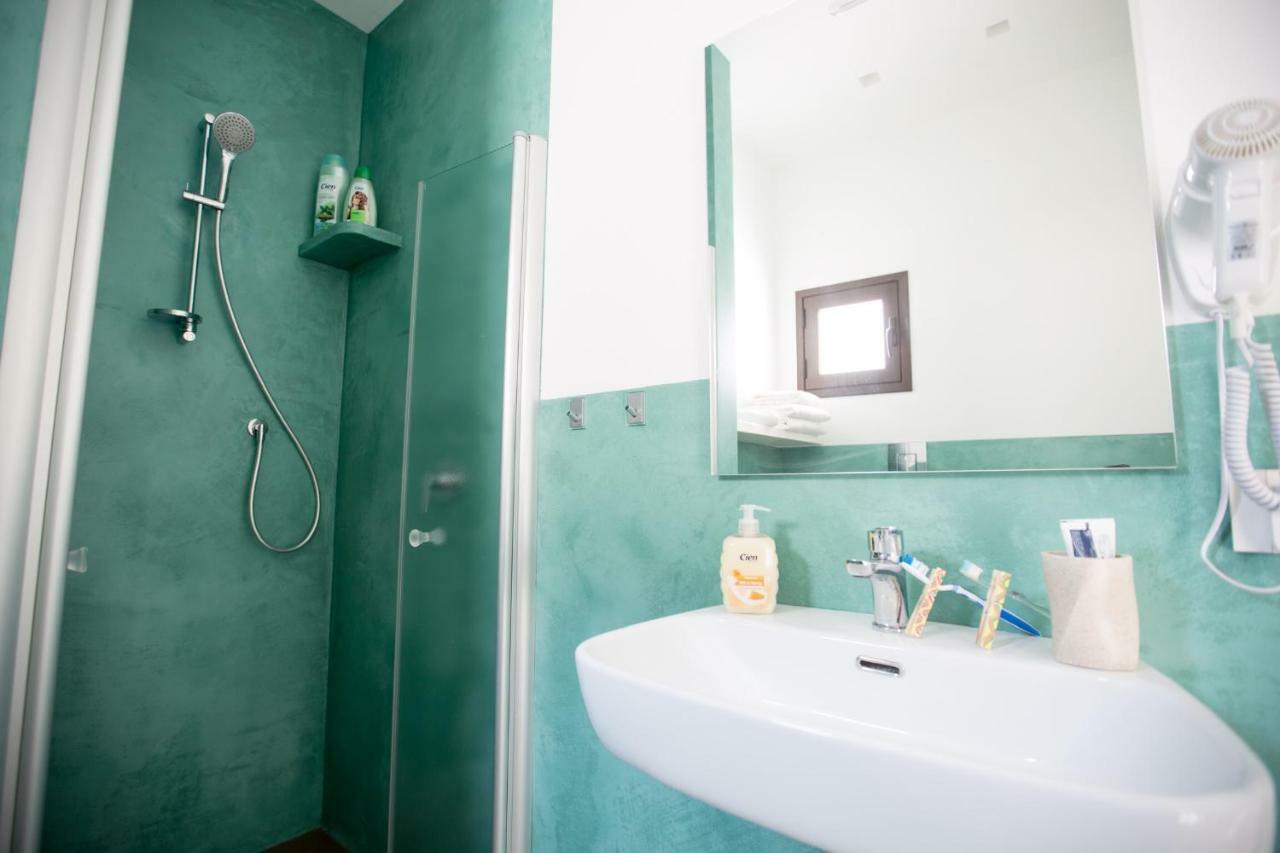 White Asses Rooms Castellammare del Golfo Esterno foto