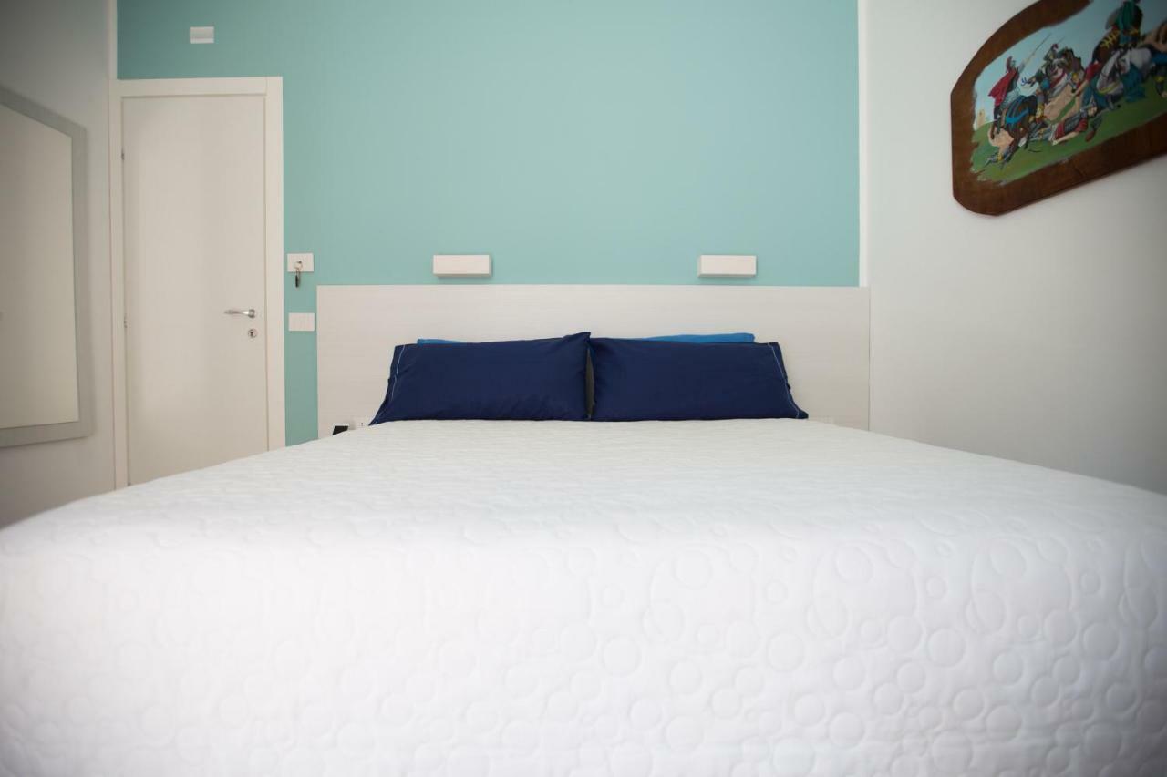 White Asses Rooms Castellammare del Golfo Esterno foto
